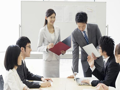 工作里男人怎么减压呢