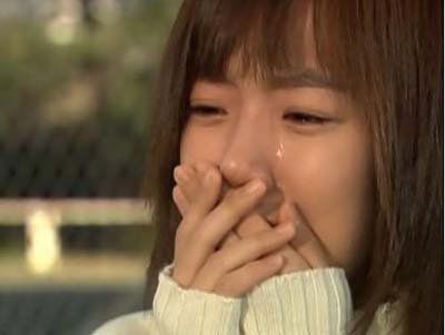 心理学-哭泣沟通手段 适时哭泣意味勇敢