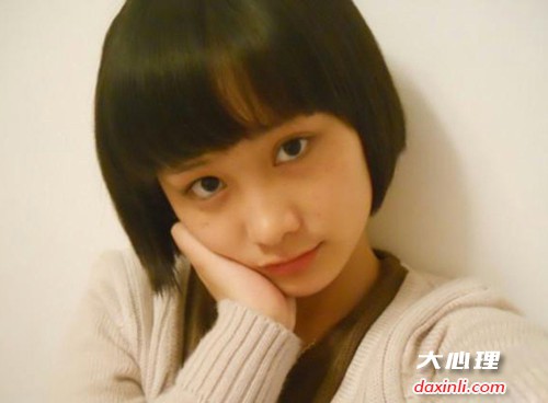 心理学-揭秘少女毁容案背后的心理原因
