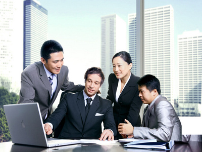 曝社交人气旺的三点诀窍